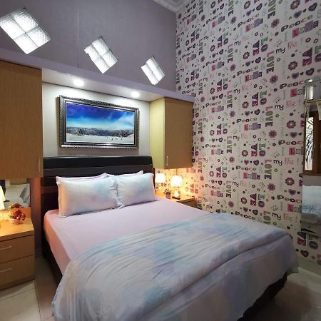 Nariska Suite Homestay Γιογκιακάρτα Εξωτερικό φωτογραφία