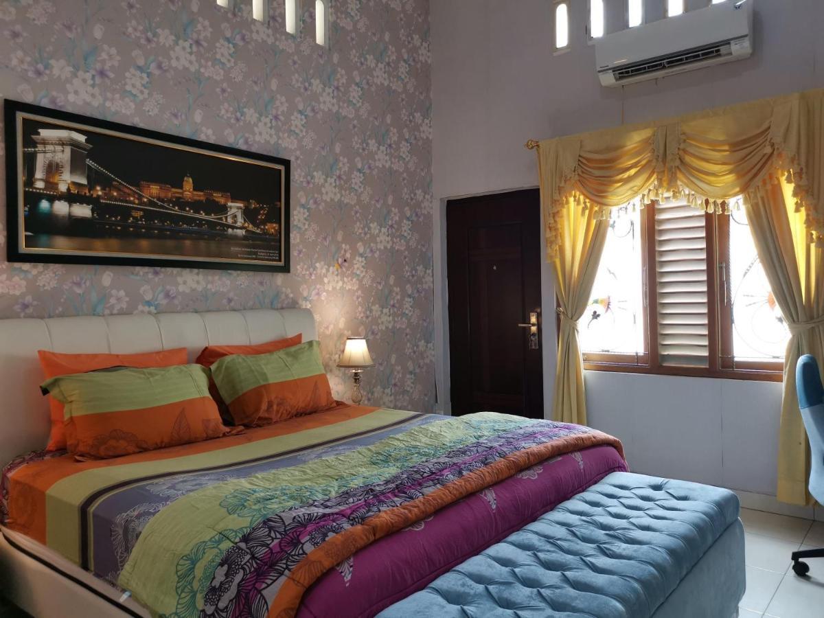 Nariska Suite Homestay Γιογκιακάρτα Εξωτερικό φωτογραφία